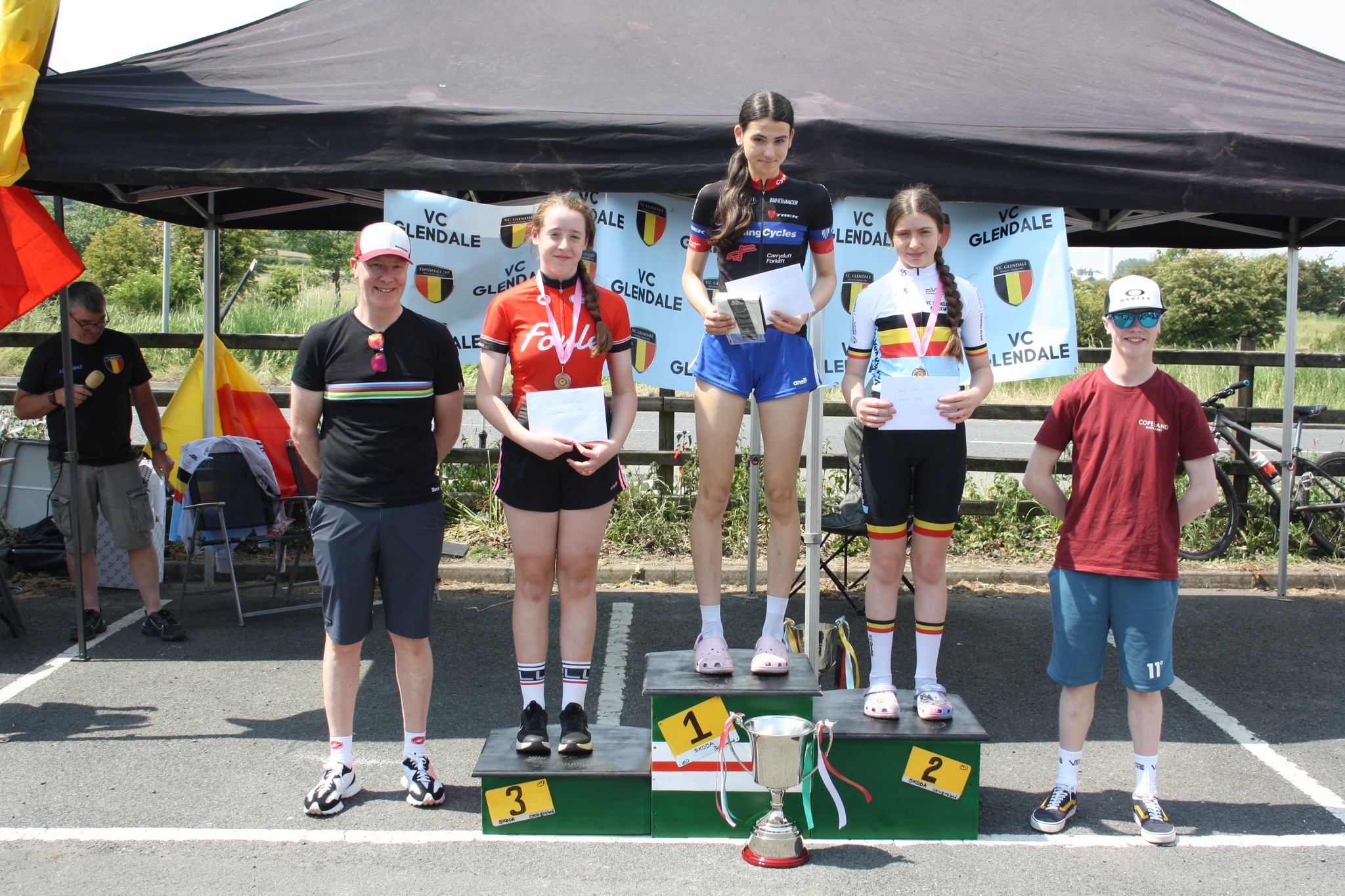 353049467_10222390583090406_8886994841526762255_n